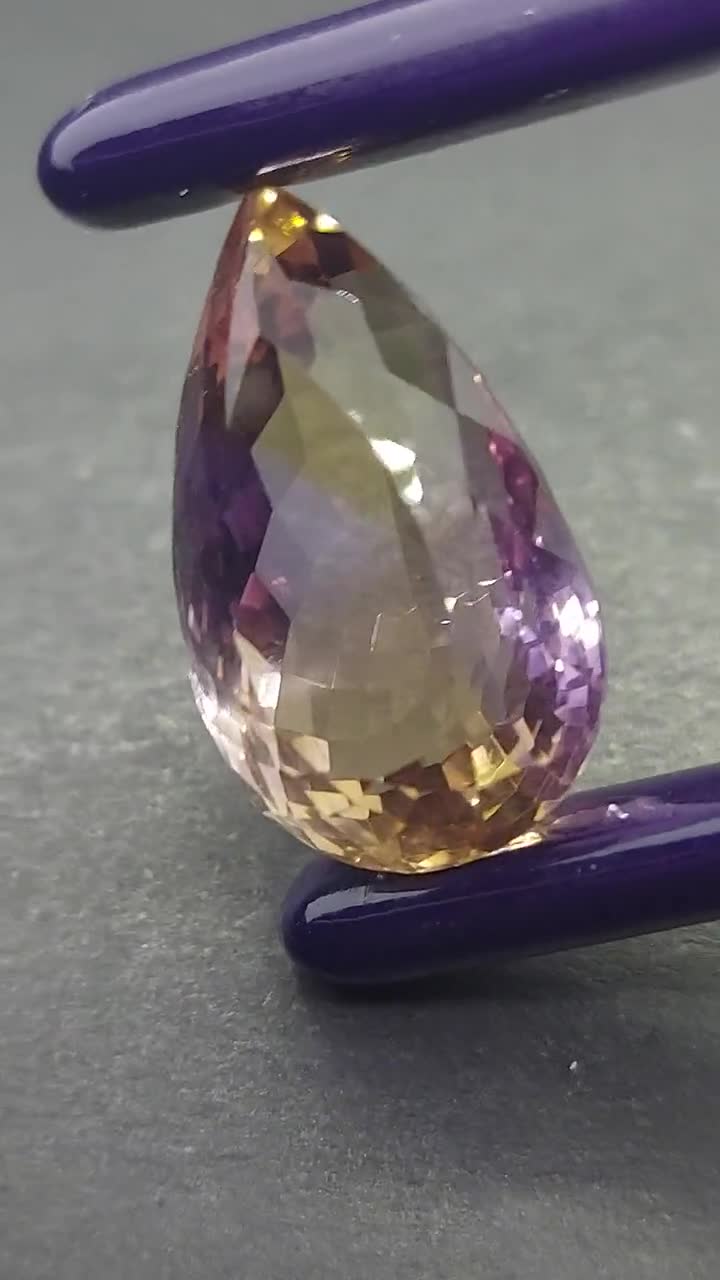 透明なアメトリン宝石 - ファセットカットのルース トリスティン