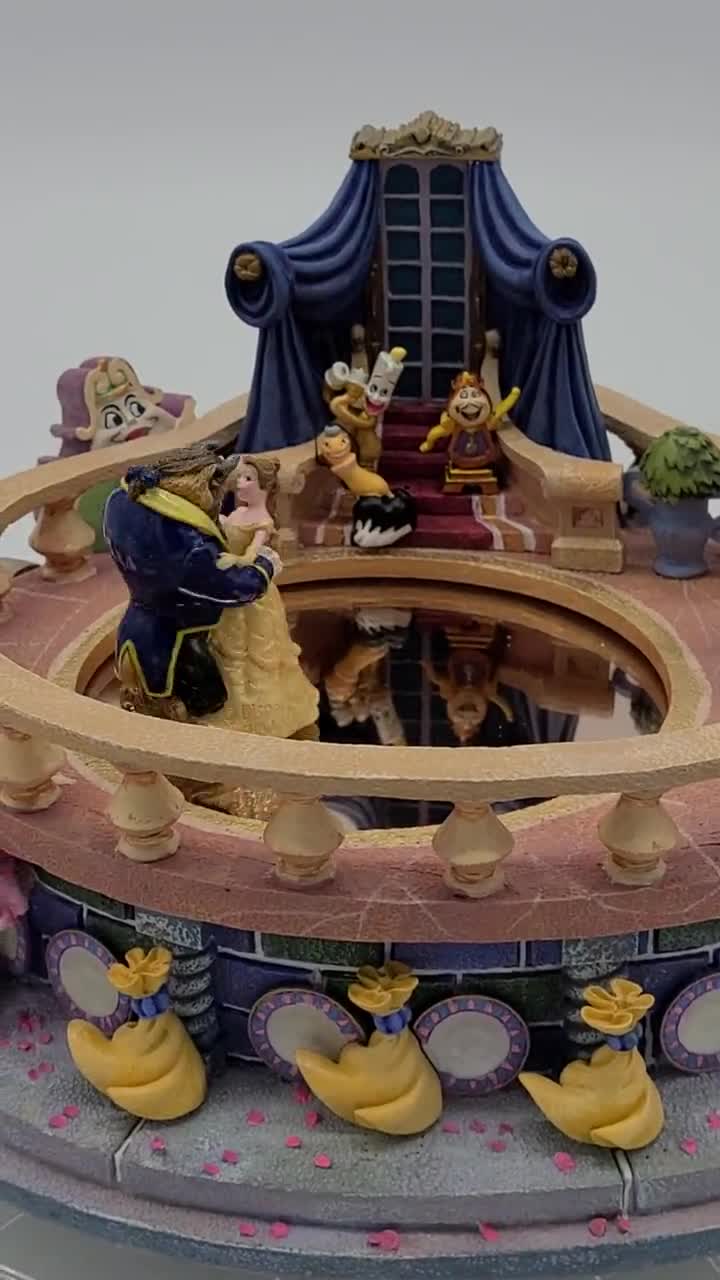 Vintage Rare Hard to Find 1991 The Disney Store Beauty and the Beast  Musical Figurine Danicing Belle and Beast.