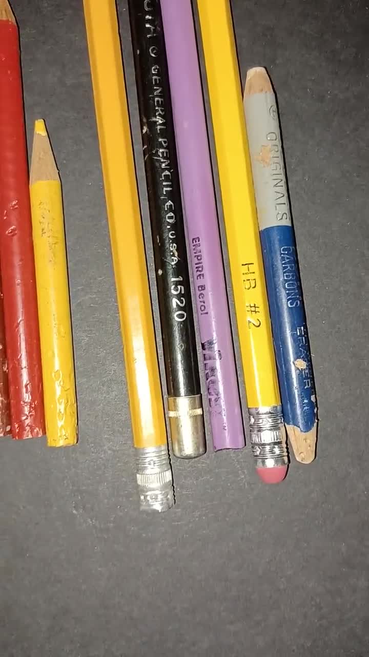 Vintage Pedigree Colored Pencil Crayons Empire USA Lot of 14 Art Various  Used