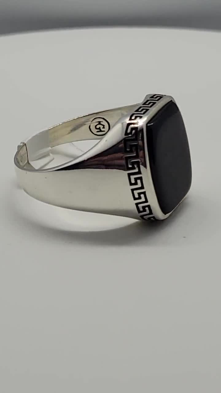 1933 by Esquire Men's Black Onyx Ring