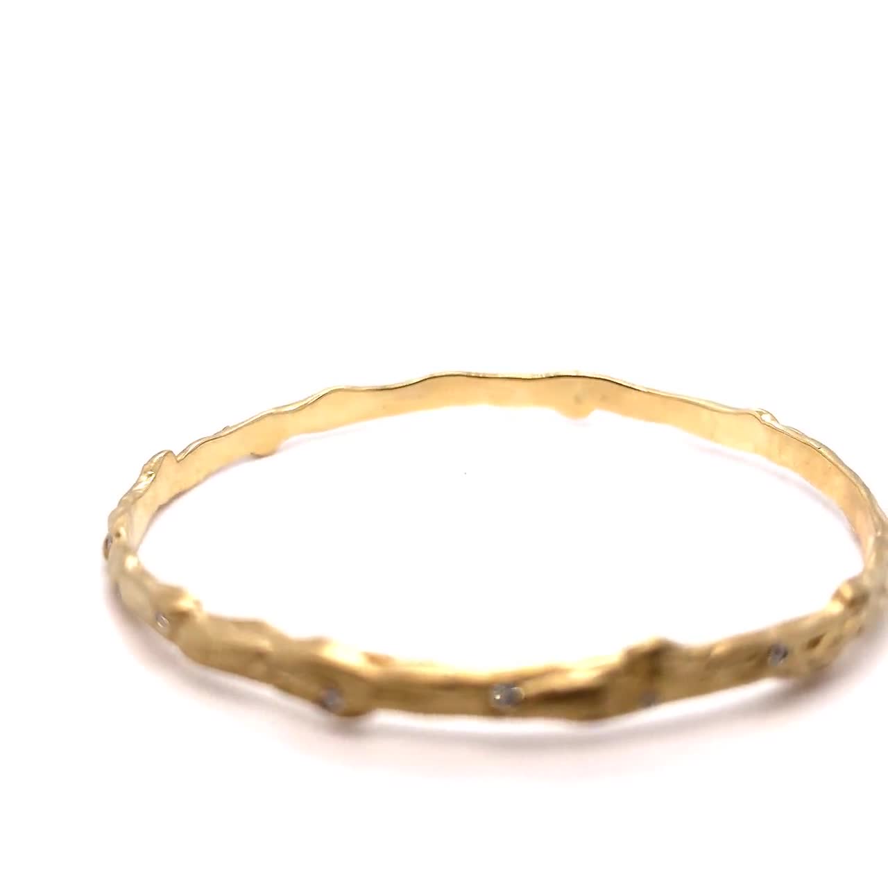 Zweig Stil Diamant Eternity 18K Gelbgold Armreif Armband. video poster