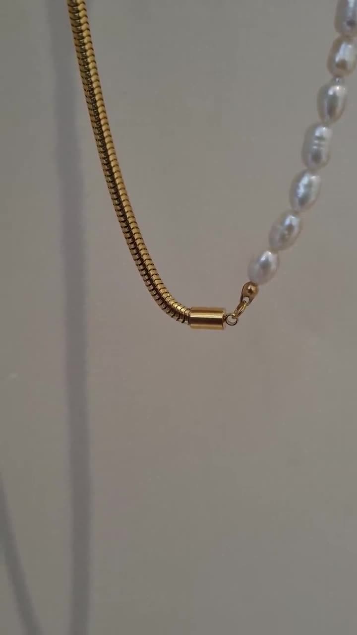 Acquista Moda donna 2 strati Perle Pendenti Collane Collana con catena a  serpente in metallo Nuovo regalo di gioielli di design