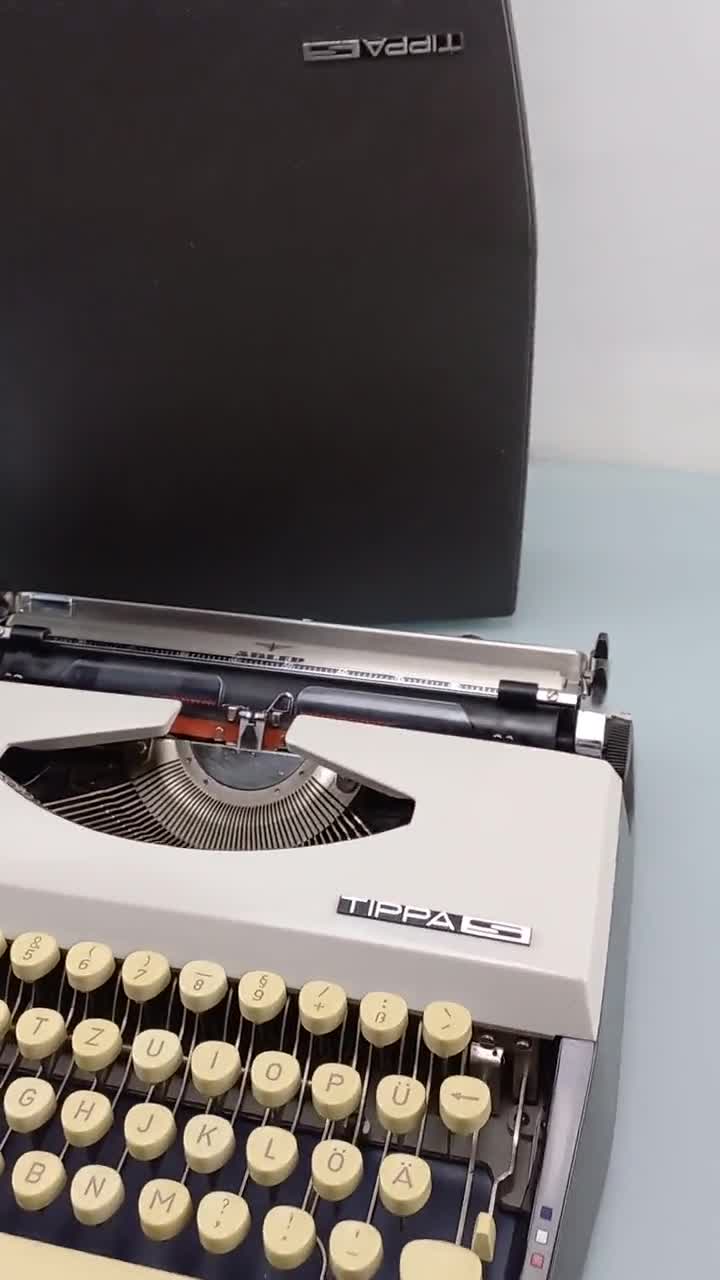 Vintage Typewriter Adler TIPPA S Portable Typewriter With Case