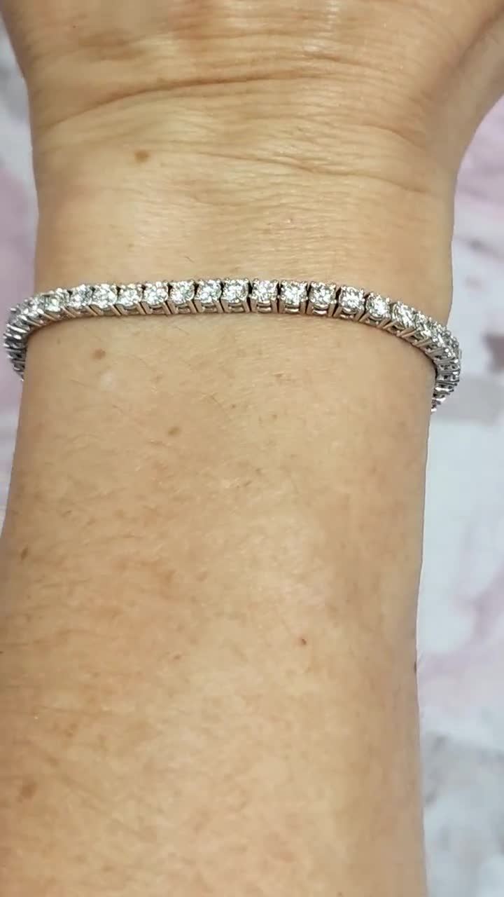 2.5カラット ラボグロウンダイヤモンド テニスブレスレット、14K