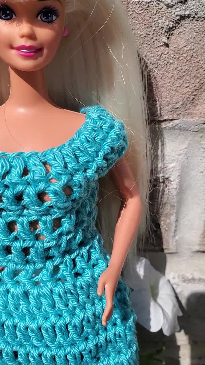 Crochet Pattern Blue Dress for vintage Barbie doll with pictures DIY easy