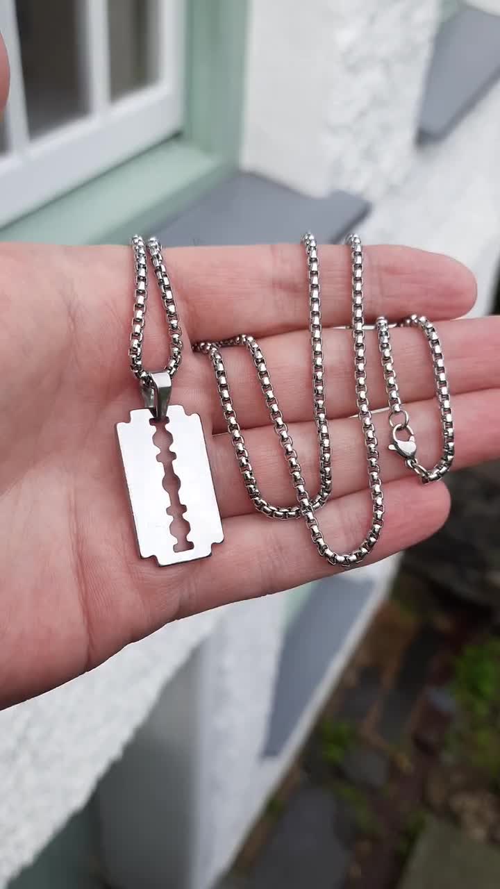 60CM Men's Titanium Steel Jewelry Fashion Razor Blade Pendant Silver  Necklace