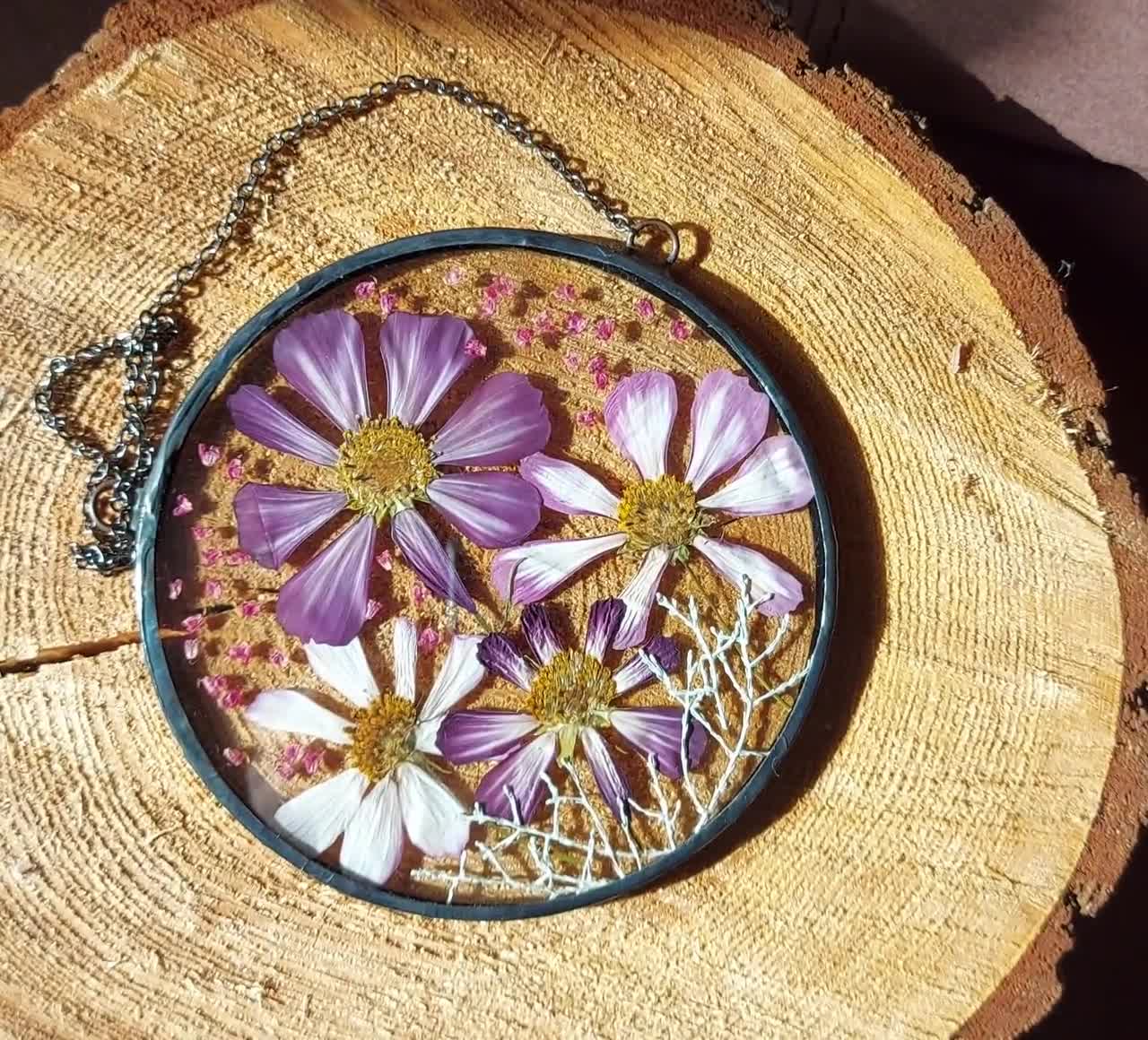 How to Make Your Own Resin Suncatcher with Flowers! - Promise Epoxy