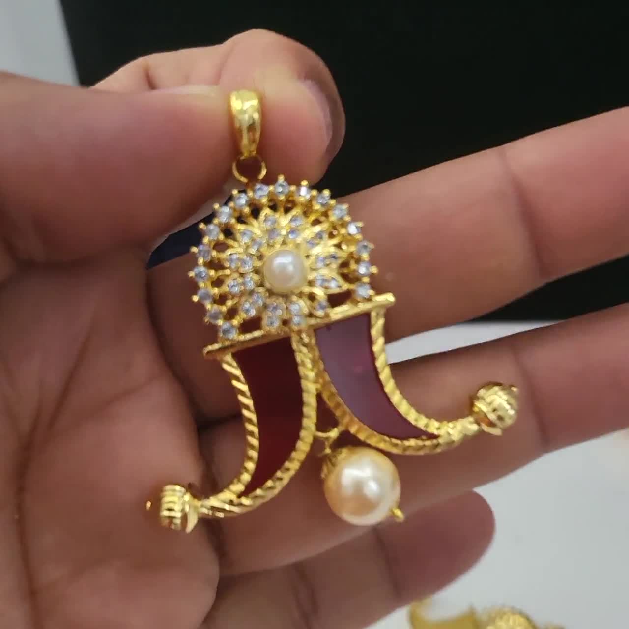 Gold plated Puligoru Pendant American Diamond tiger claw pendant Designs AD locket cz pearl pendant South Indian jewelry designs