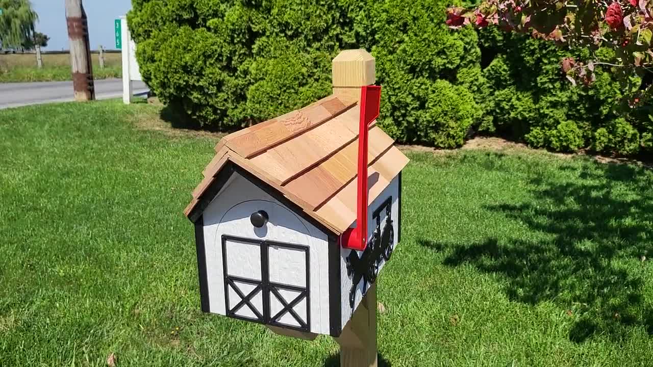 Amish Handmade Handcrafted Rural Mailbox W Flag USPS Horse & Buggy White/Black