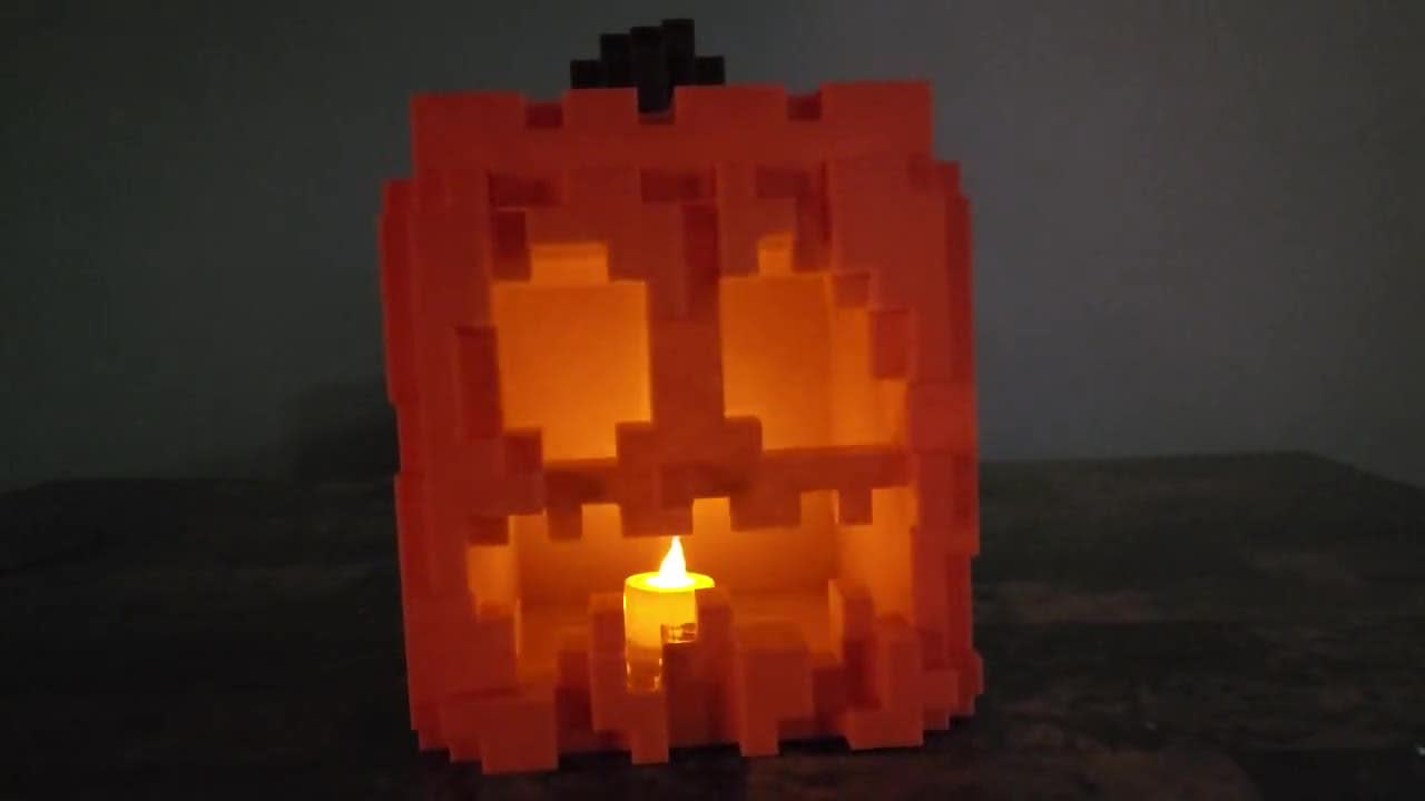 Minecraft Player Makes Real-Life Jack O'Lantern Based on Game's Pumpkins