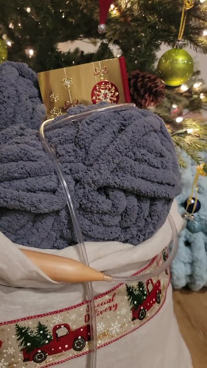 DIY Arm Knit Kit,35x60, Merino Blanket, Chunky Knit DIY Knitting Kit,  Birthday Gift 
