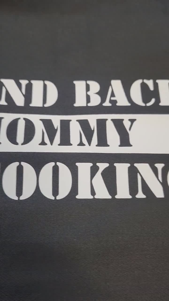 Apron Sayings, Stand Back Mom is Cooking Graphic by Md Shahjahan · Creative  Fabrica