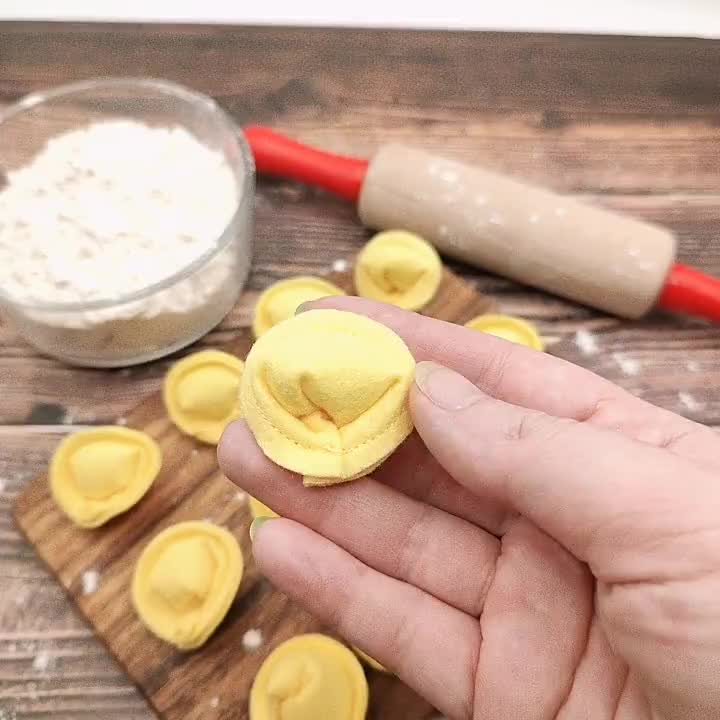 Pasta Tortellini Beige Play Food felt Food, Pretend Play Kids Kitchen  Accessories, Cooking Plush Toy, Montessori, Play Cafe, Grosery Shop 