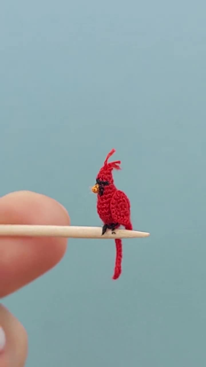 Cardinal Bird Micro Crochet pattern by Lucia Dolgopolova