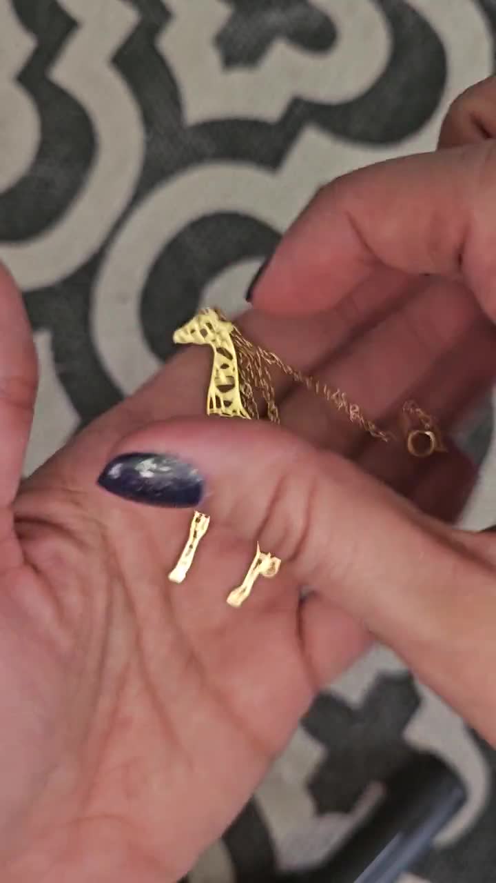 Collana In Oro Bianco 18k Con Pendente A 5 Fiori A Scalare Con Diamanti | GV - Foto 6