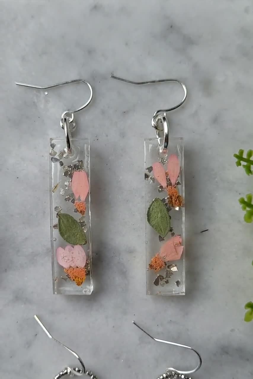 EARRINGS, FLOWER EARRINGS, Dried Flower Earrings, Resin Earrings