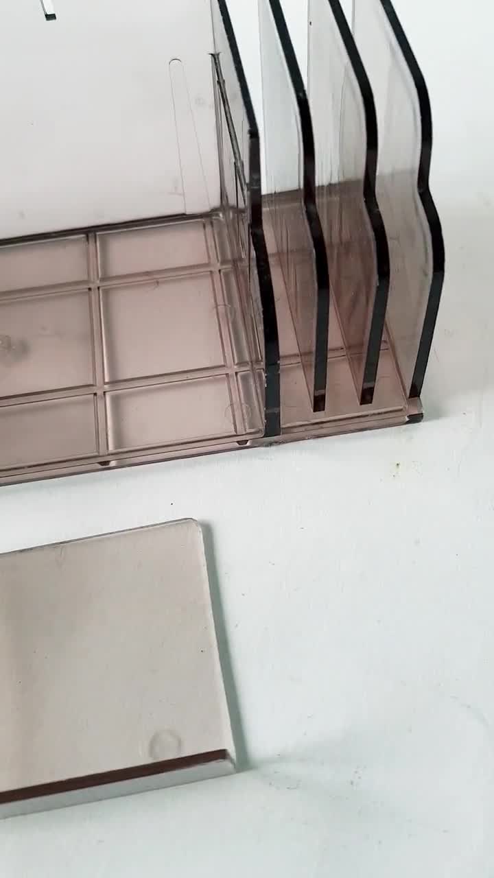 Rangement maquillage acrylique transparent 20 compartiments