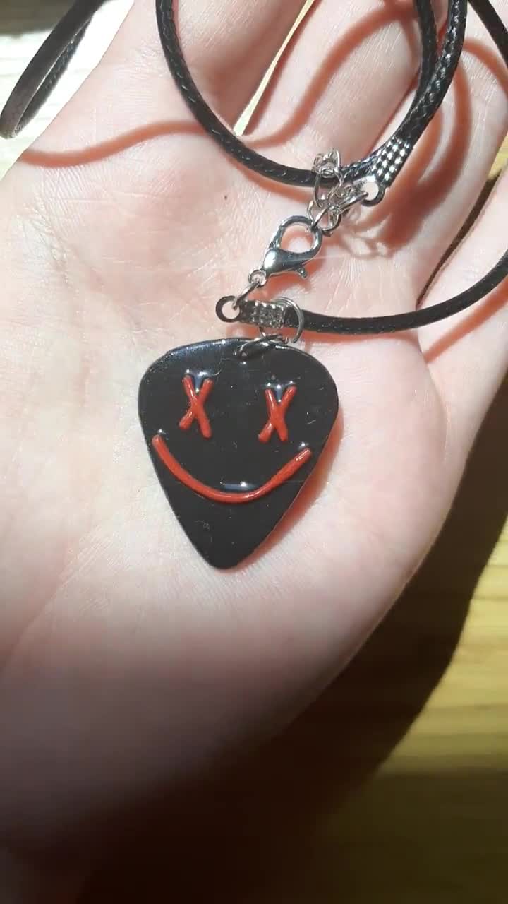 Louis Tomlinson Smiley Inspired Necklace / Pendant