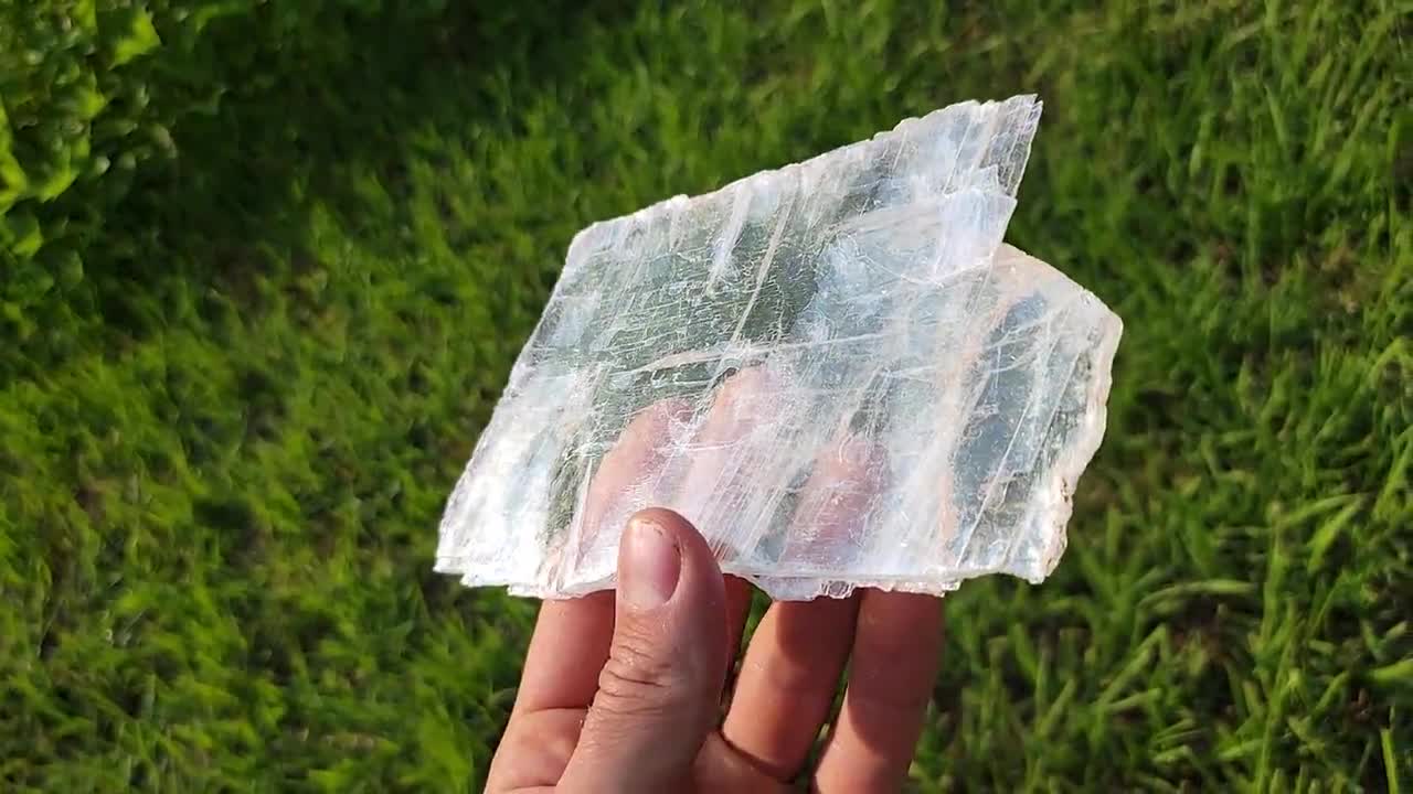 Large Raw Selenite Plate, True Selenite Charging Plates, Utah Selenite Slices video poster