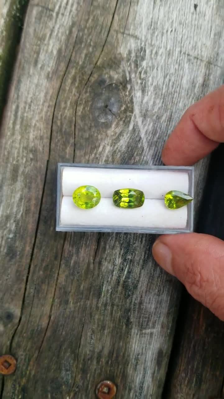 Peridot Gemstones for Jewelry August Birthstone for Anniversary Gift Natural Green Unique Peridots