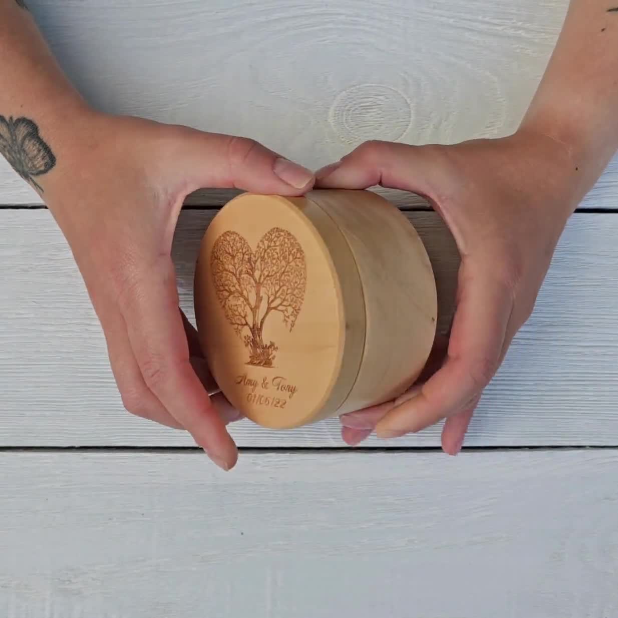 Pzuryhg Boîte à Bijoux Ronde En Bois De Noyer - Fait à La Main - Boîte De Rangement Portable Pour Bague De Fiançailles - Pour Demande En Mariage, Cérémonie De Mariage