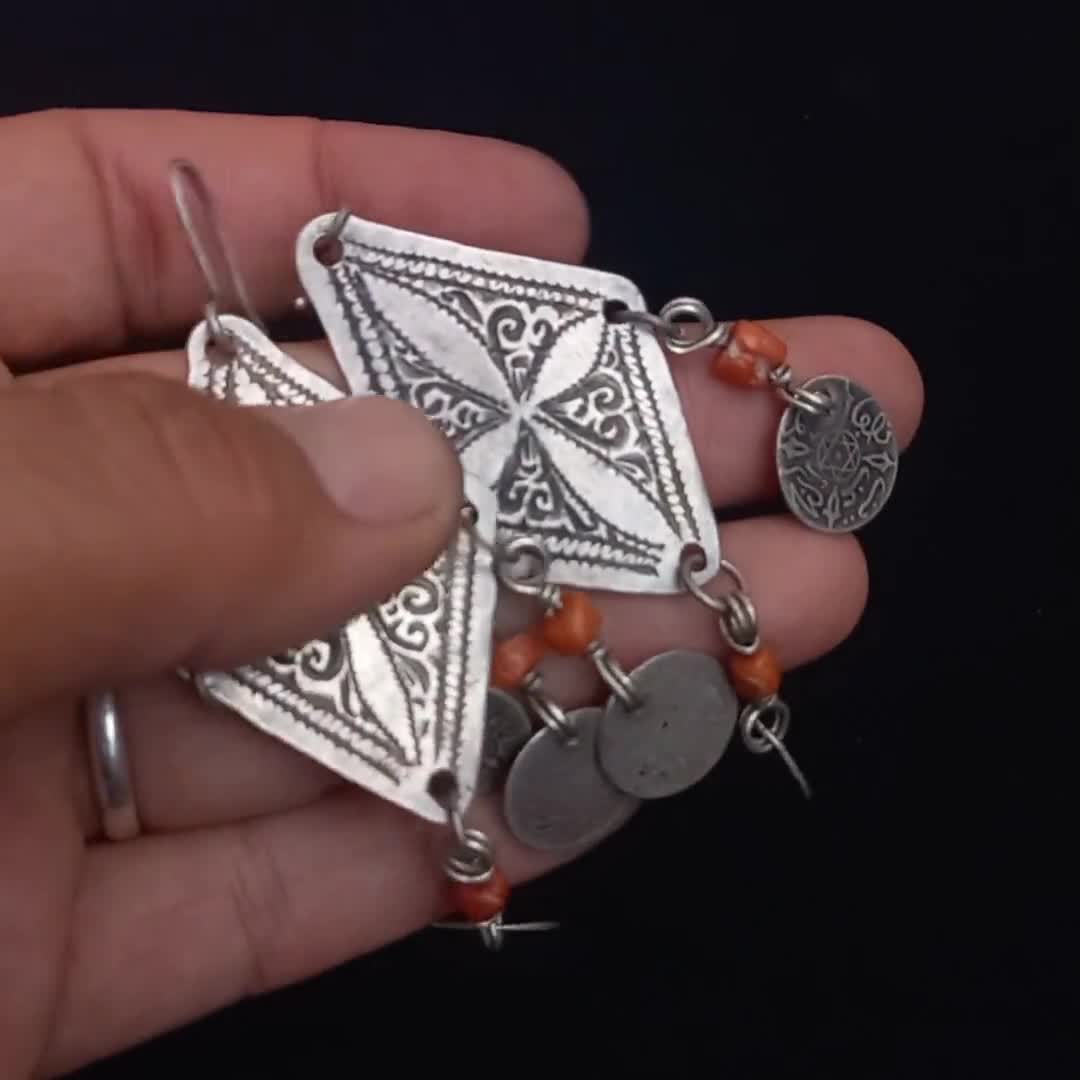 Boucles D'oreilles Berbères Anciennes - Argent Massif, Corail Et émail Cloisonné