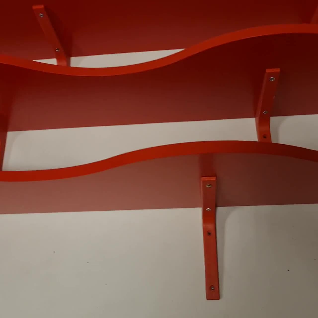 ヴィンテージ ウォールシェルフ 赤い棚 (IKEA 製) - Etsy 日本