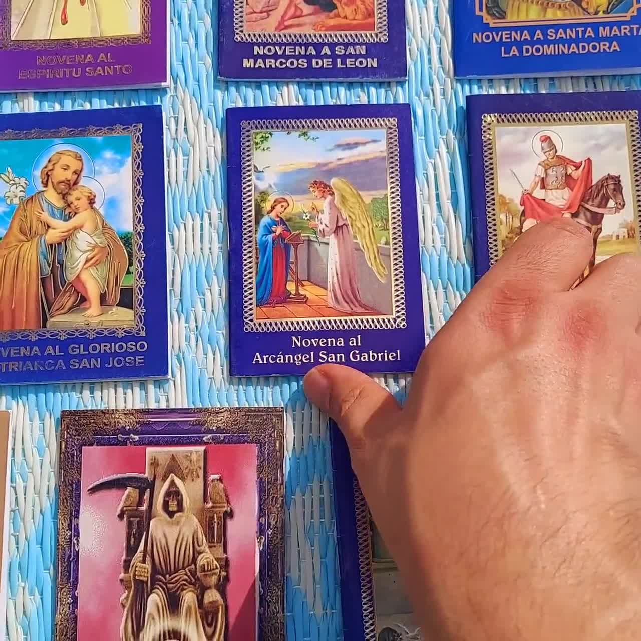 カトリック ノベナスの小冊子 Saint Santa Muerte Libros de Novenas
