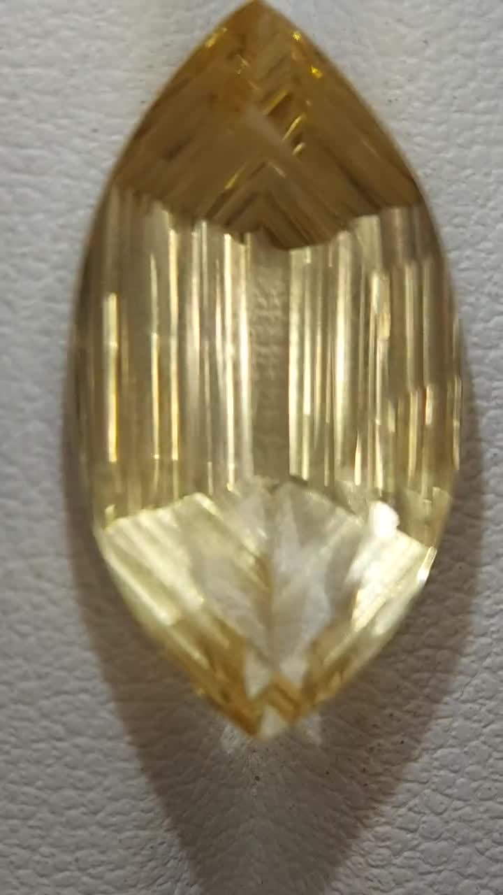 高品質のシトリン宝石 - ファセットカットの天然ゴールデンクォーツ
