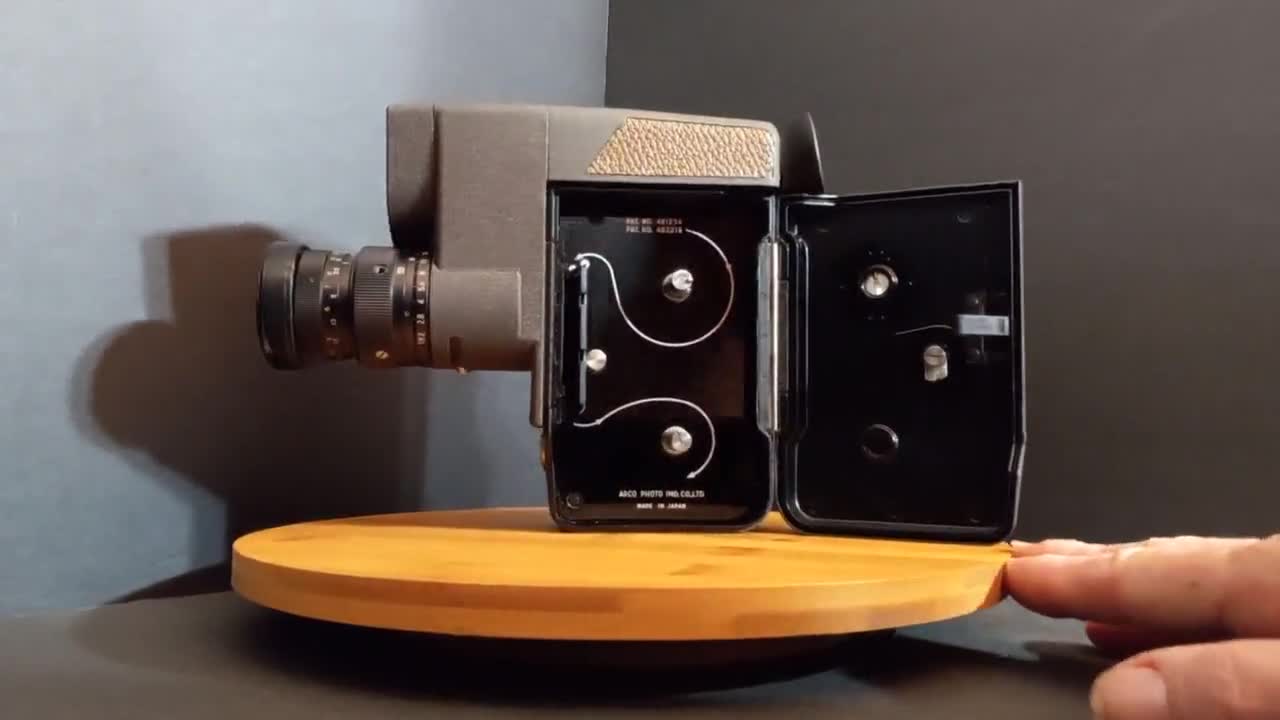 映写機 ARCO Vintage Arco Eight Zoom S 8mm Movie Camera - 1959 Japan - Etsy Israel