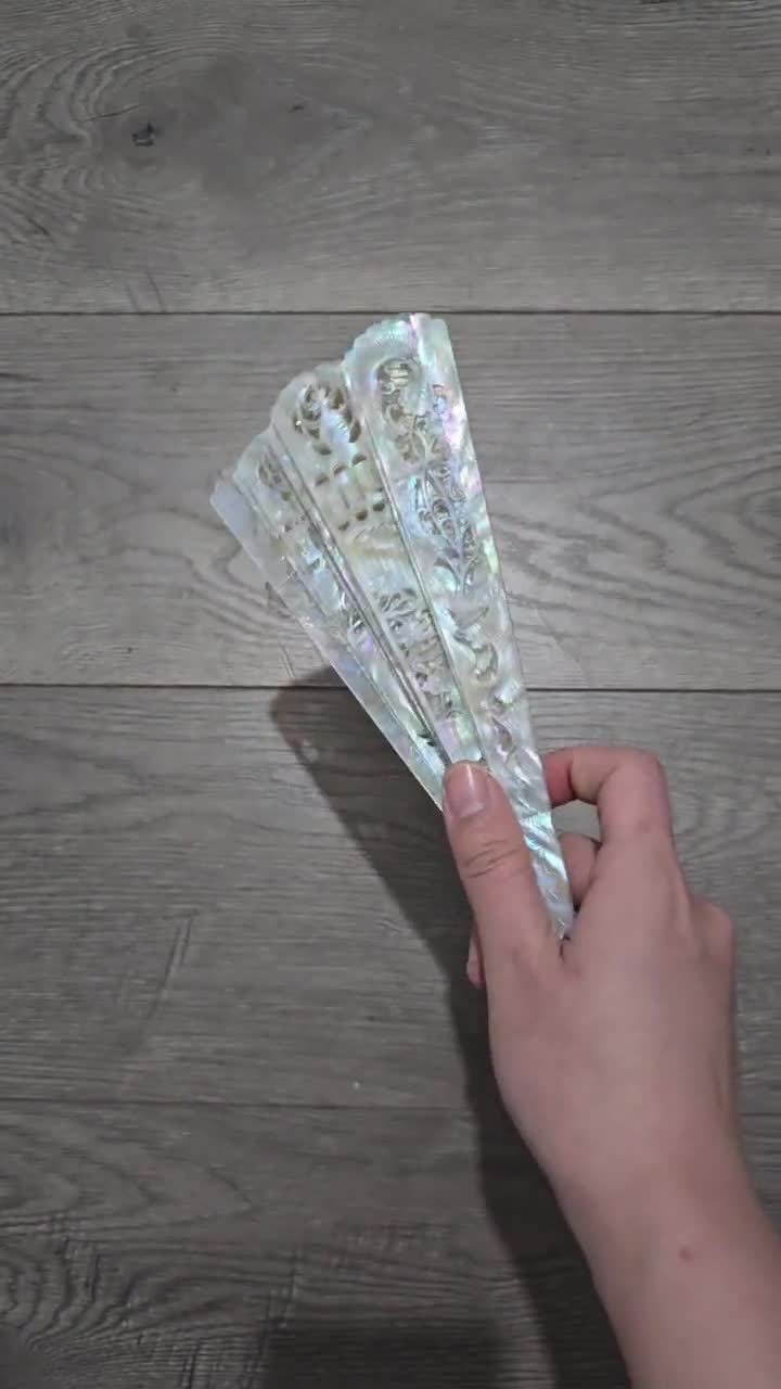 Ship after 07/20 | Mother of Pearl hand fan, with carved