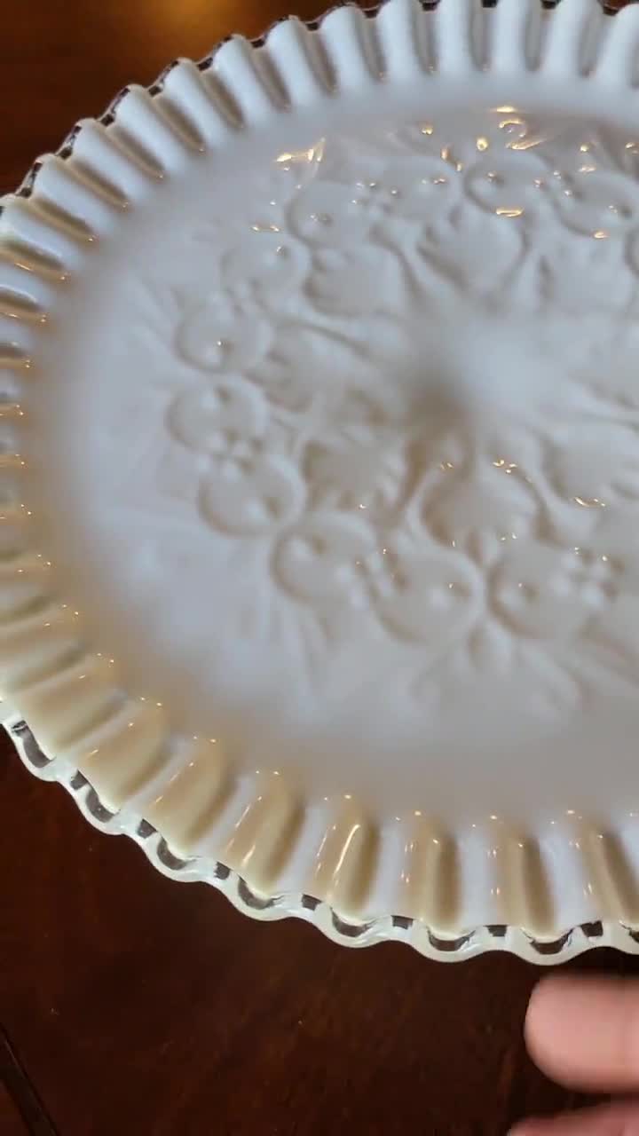 Vintage Fenton Silver Crest Spanish Lace Milk Glass Cake