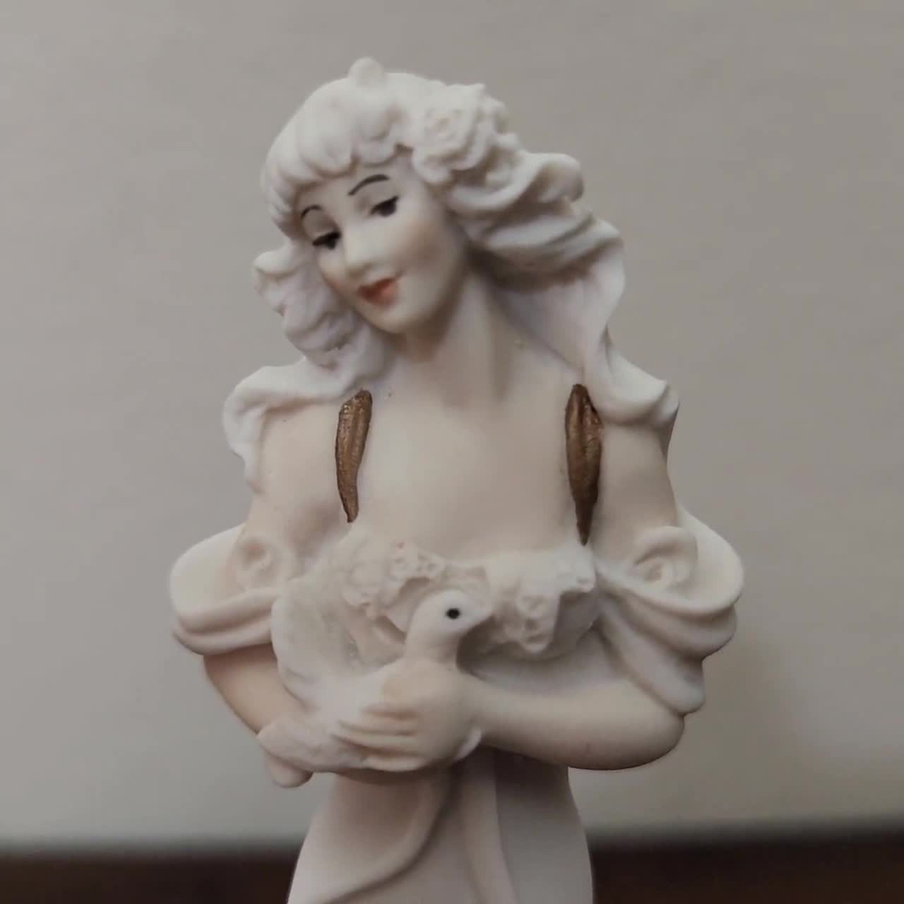 ヴィンテージ ジュゼッペ・アルマーニ カポディモンテ 磁器フィギュア