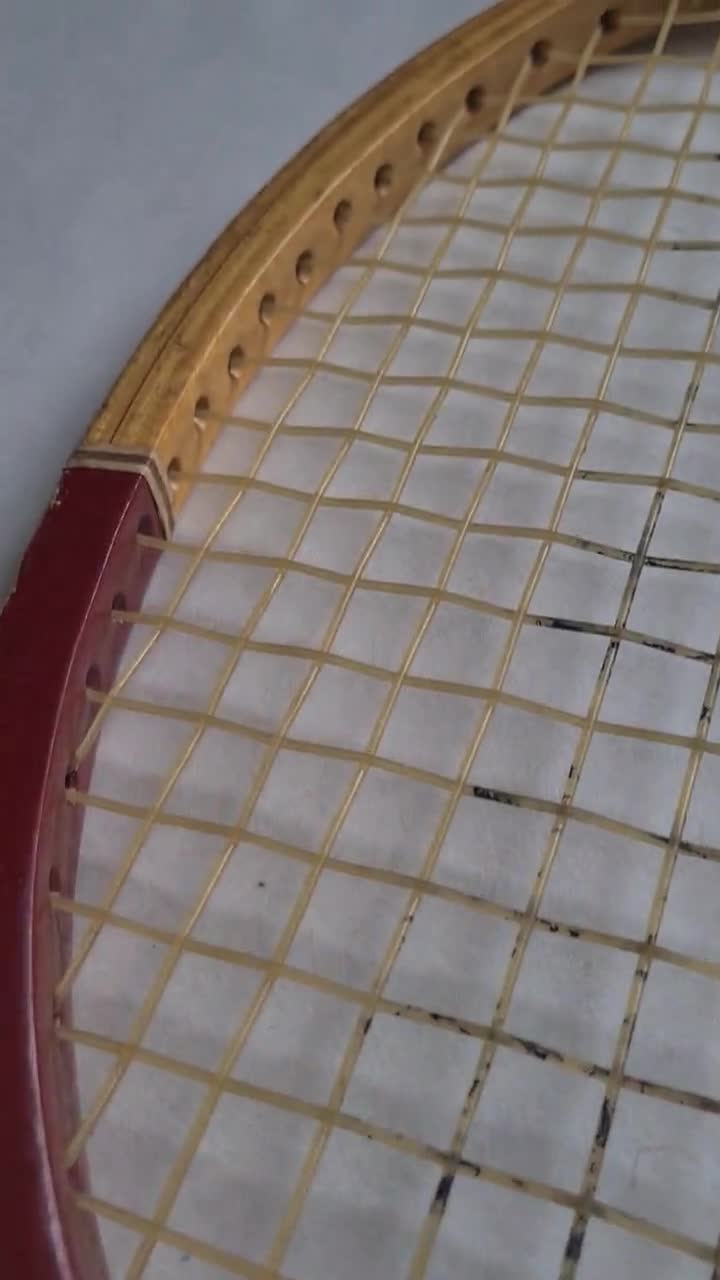 Ancienne Raquette de tennis bois ADIDAS ADS 010 vintage - Collection