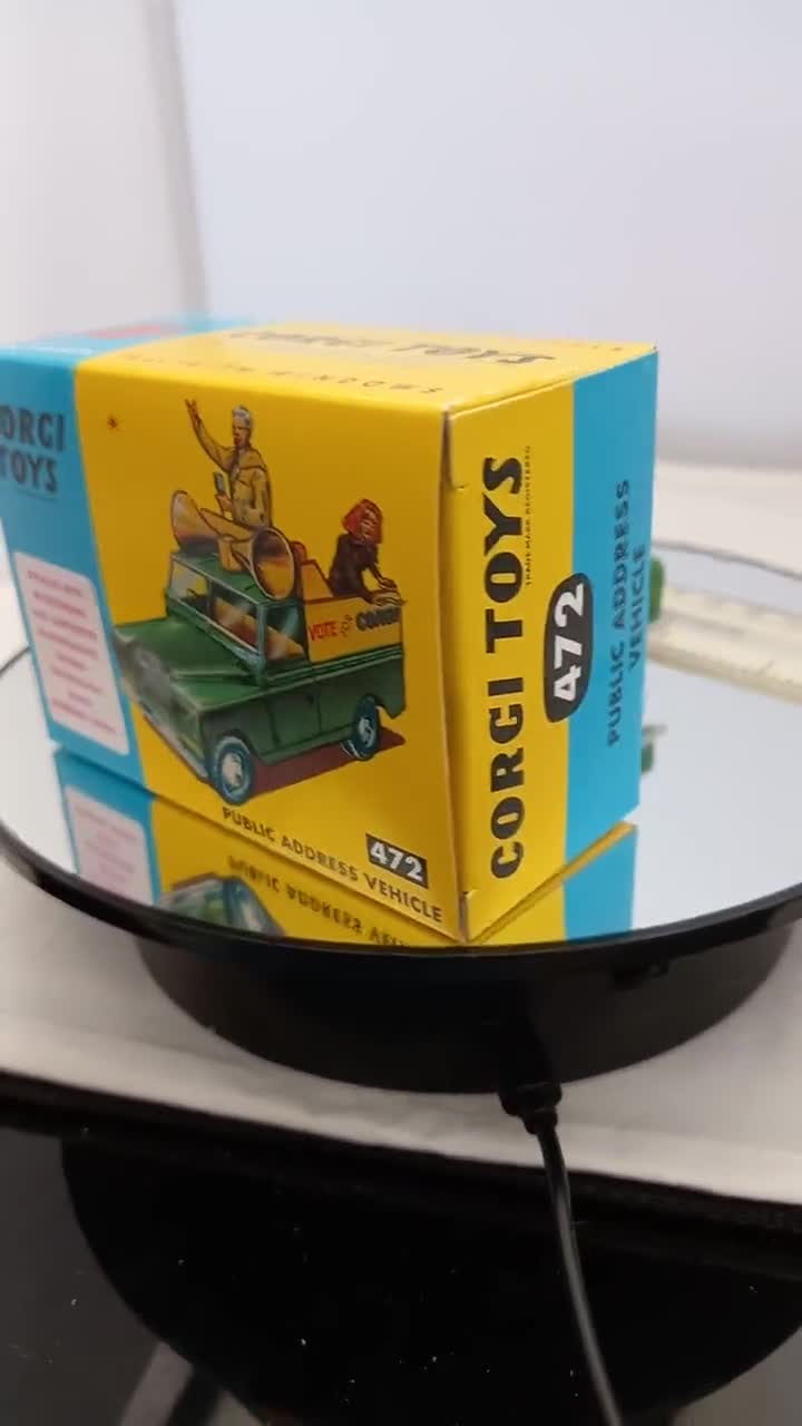 Corgi 472 Land Rover Public Address Vehicle 1:43 Scale Boxed
