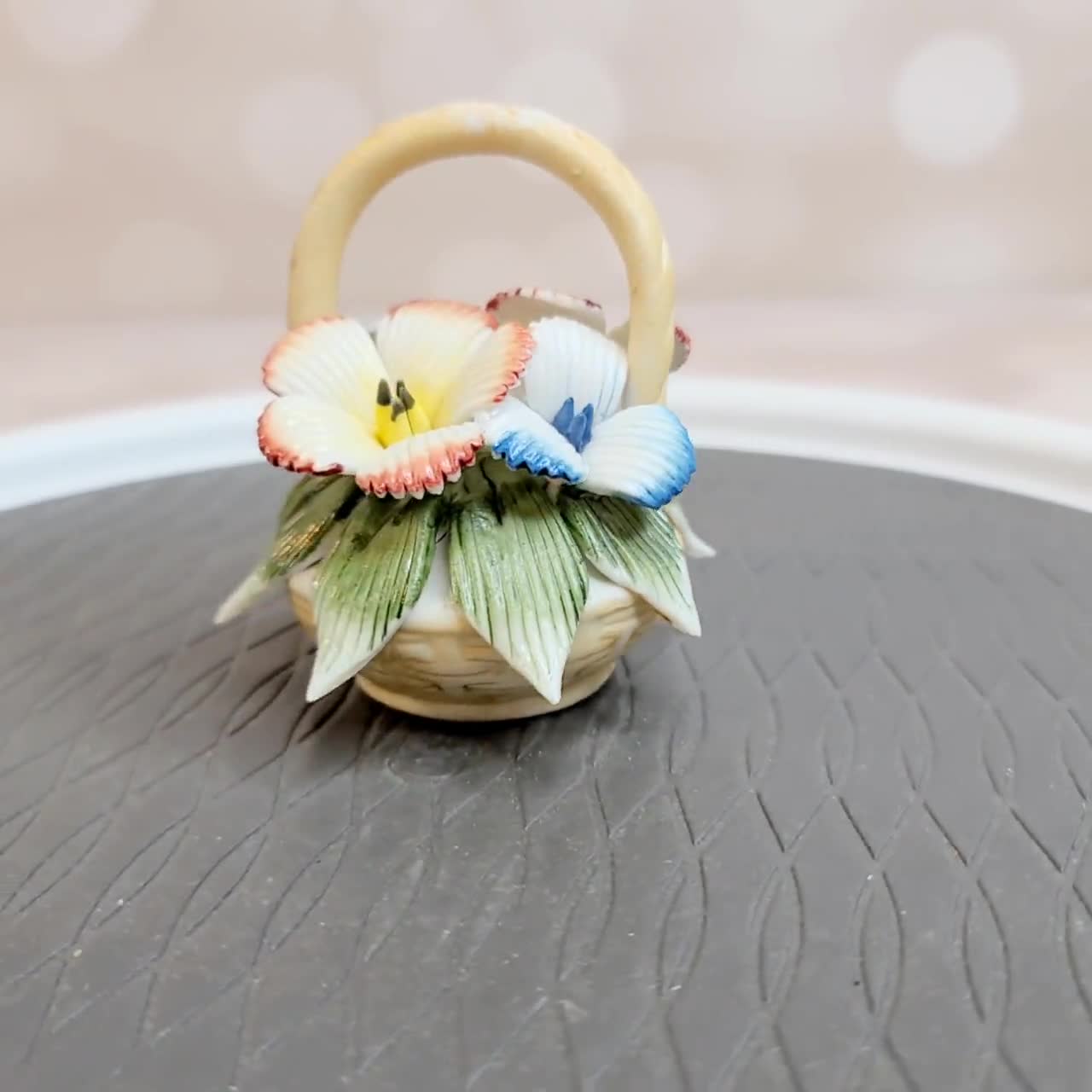 ヴィンテージ陶器フラワーバスケット - Etsy 日本