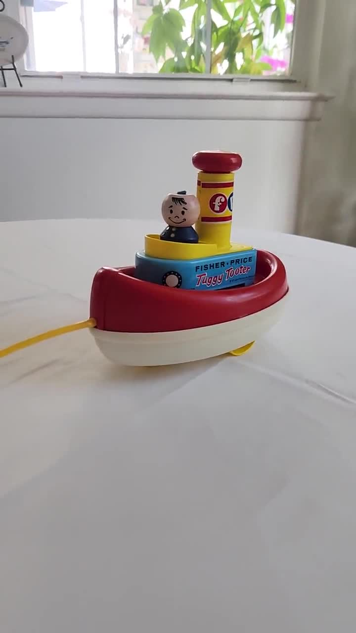 フィッシャープライス ヴィンテージ TUGGY TOOTER トイ