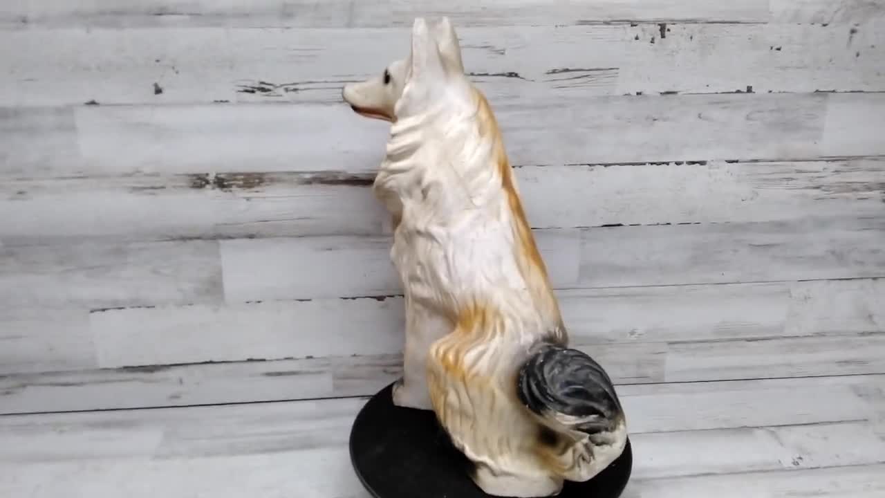 Vintage 1940s Large Chalkware Hand Painted Collie Lazie Dog Figure
