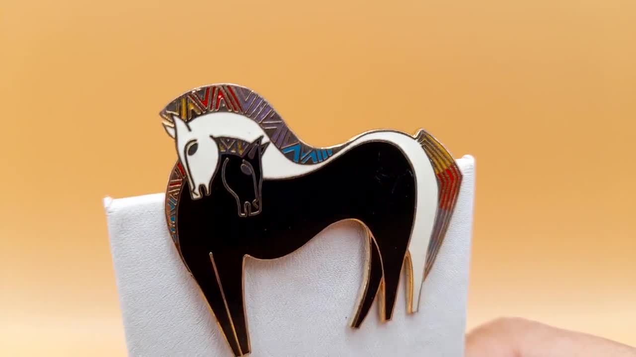 horse brooch sold on Temu United States