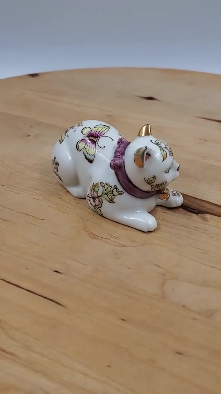 The Franklin Mint Satsuma Curio Cabinet Cat Collection Figurine - Etsy