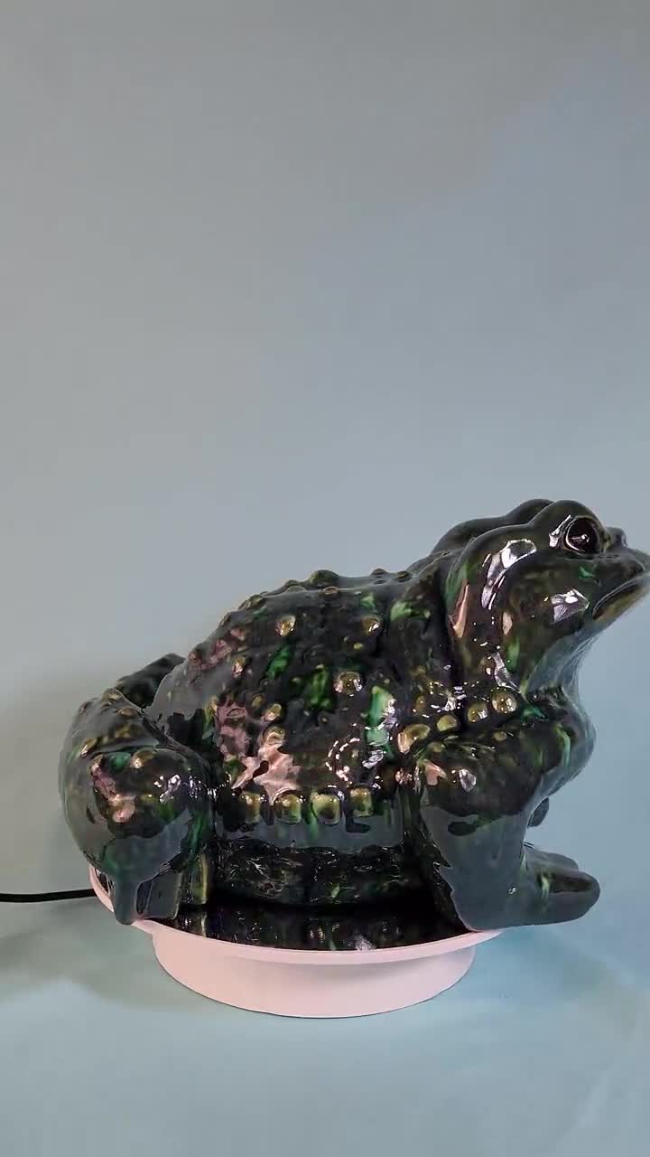 Vintage Peacock Green Glazed Arnel Toad Statue - Unique Garden