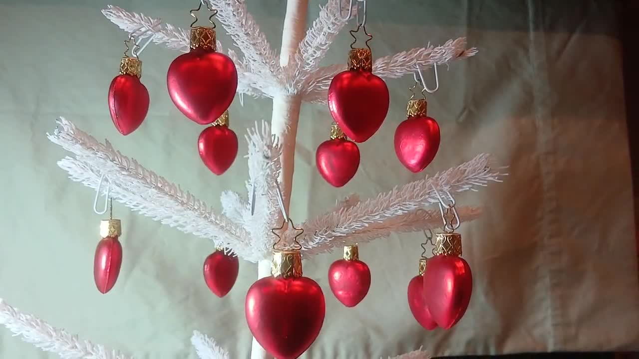 Vintage Inge Glas Red Heart Ornaments - Set of 12, Made in Germany