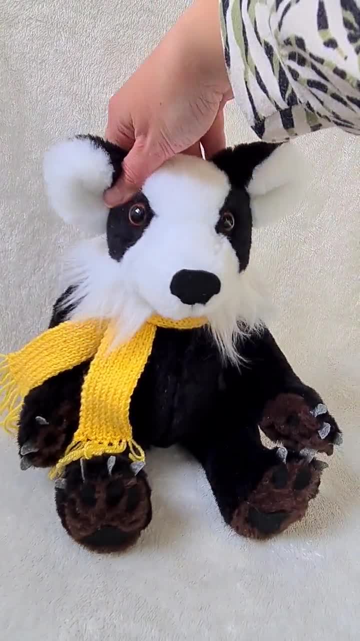 アナグマのぬいぐるみアートドール - Etsy 日本