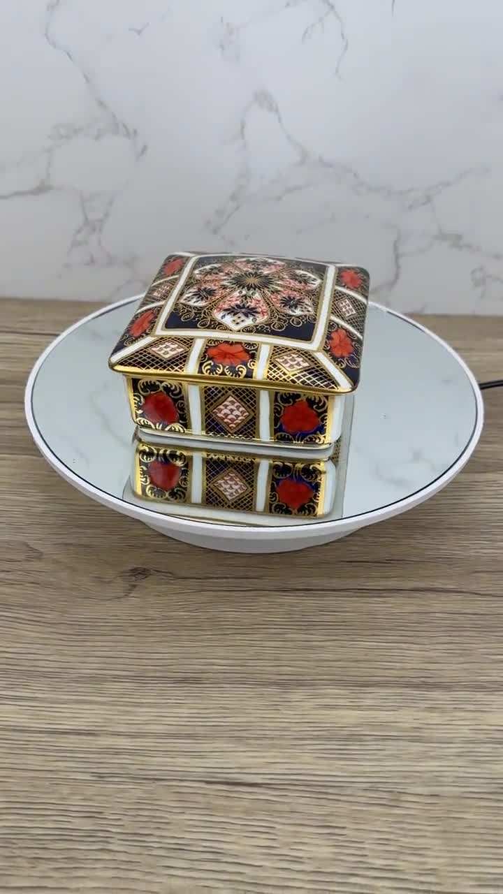 Royal Crown Derby Old Imari Lidded Trinket Box, Collectible