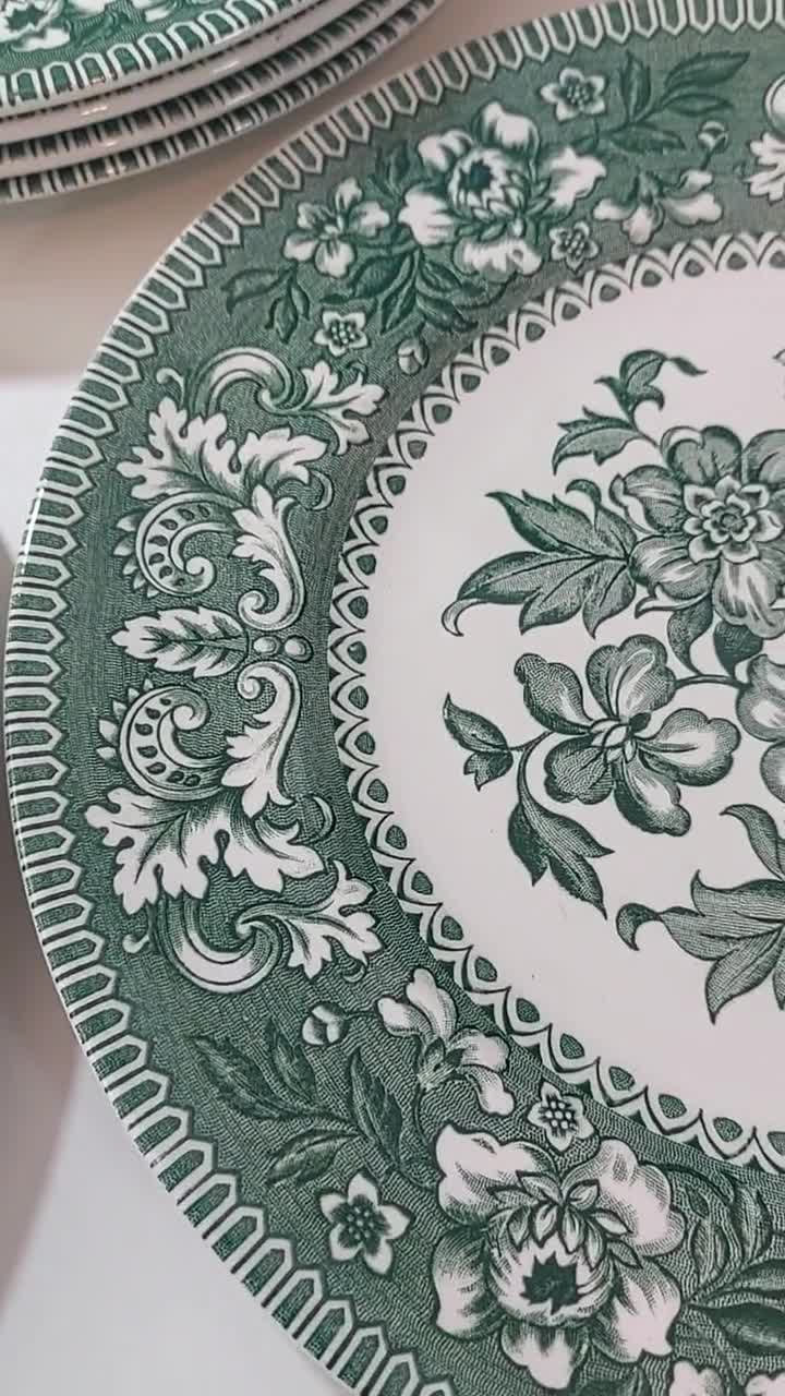 Vintage Wood & Sons | Large Dinner Plate | Westminster | Green