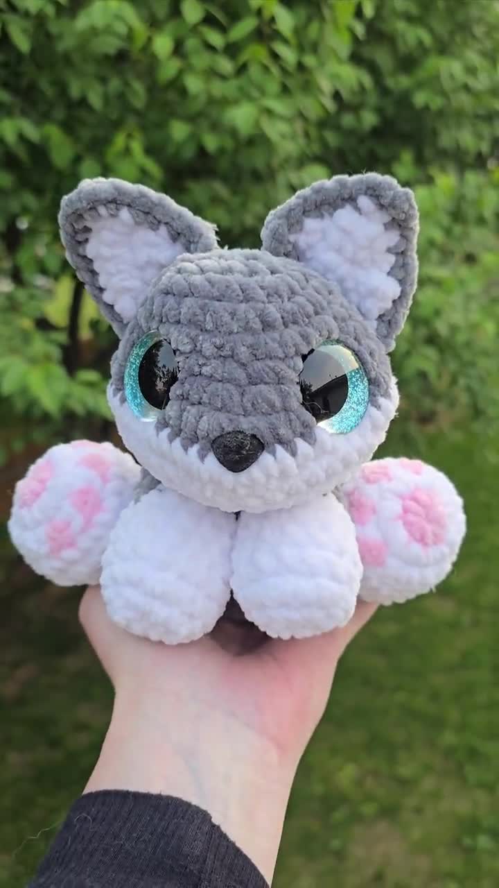 Fen the Fox & Wren the Wolf Crochet Pattern, Low Sew, Sploot