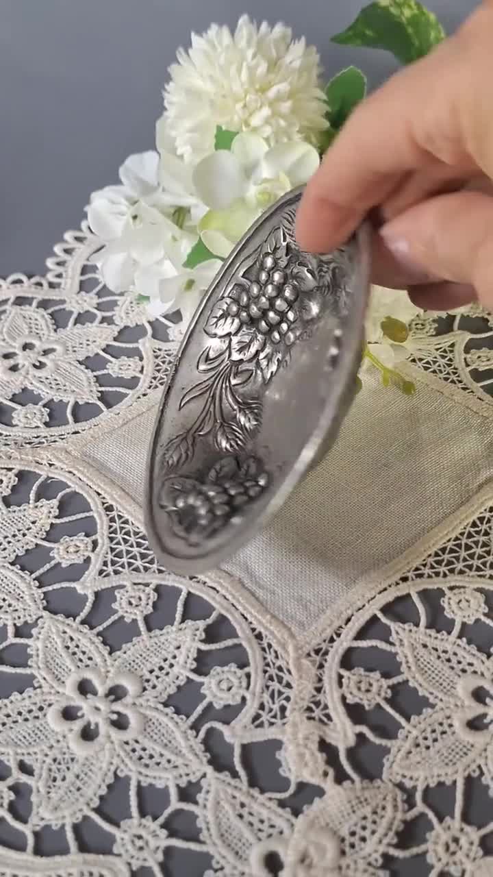 Vintage Grapevine Pewter Trinket Dish: EPU Etain Zinn 95% Mid