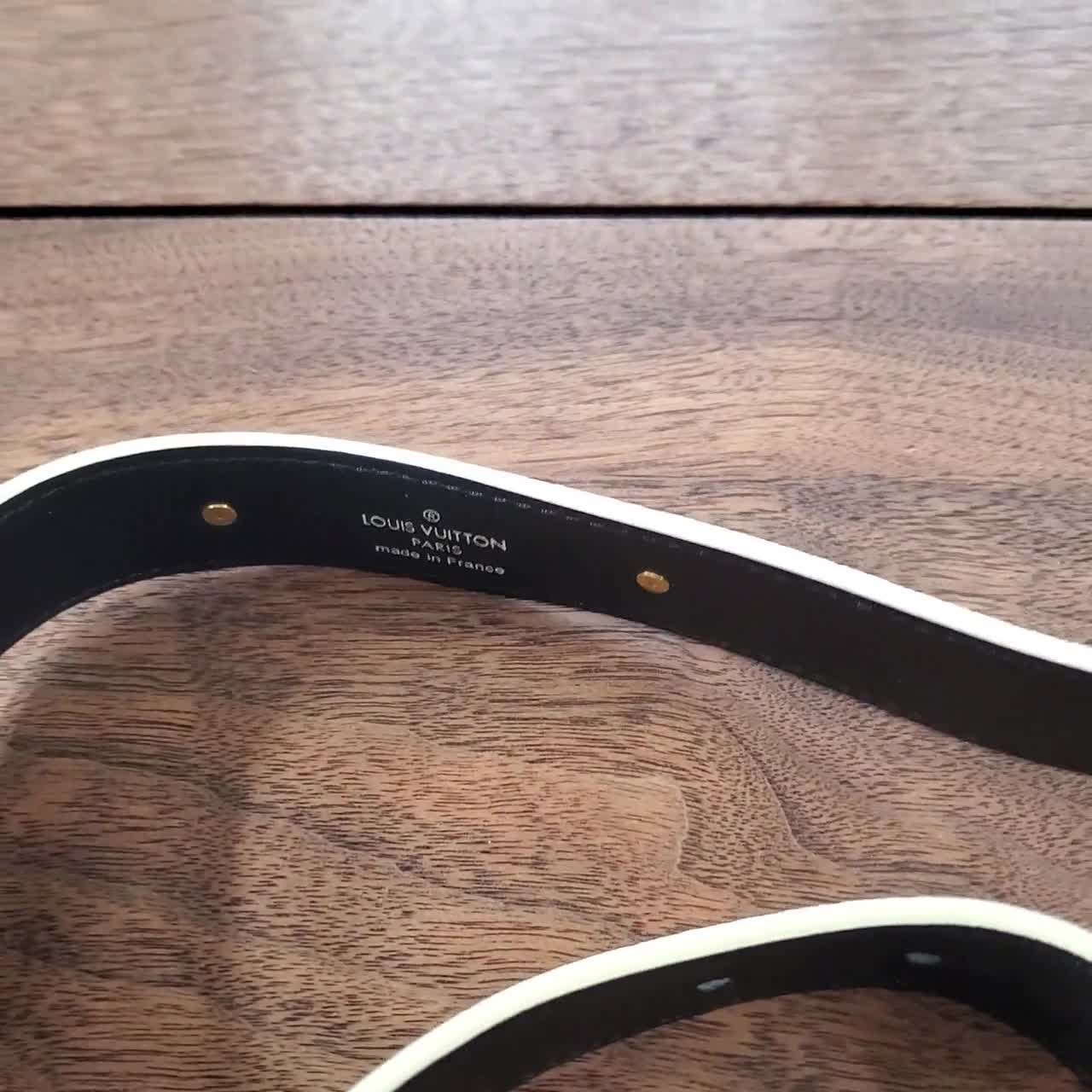 Louis Vuitton Suhali Goatskin Leather Belt video poster