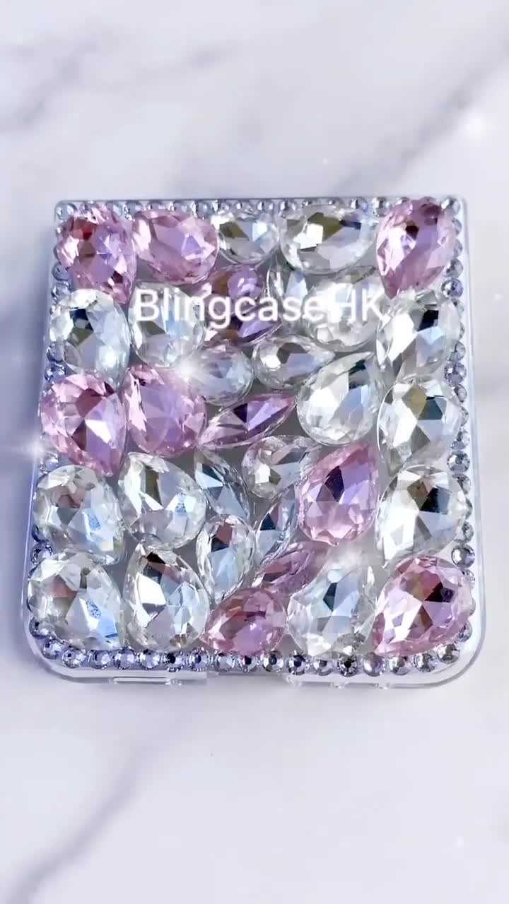 フレキシア ⭐︎cell crystal A photoswitchable polar crystal that