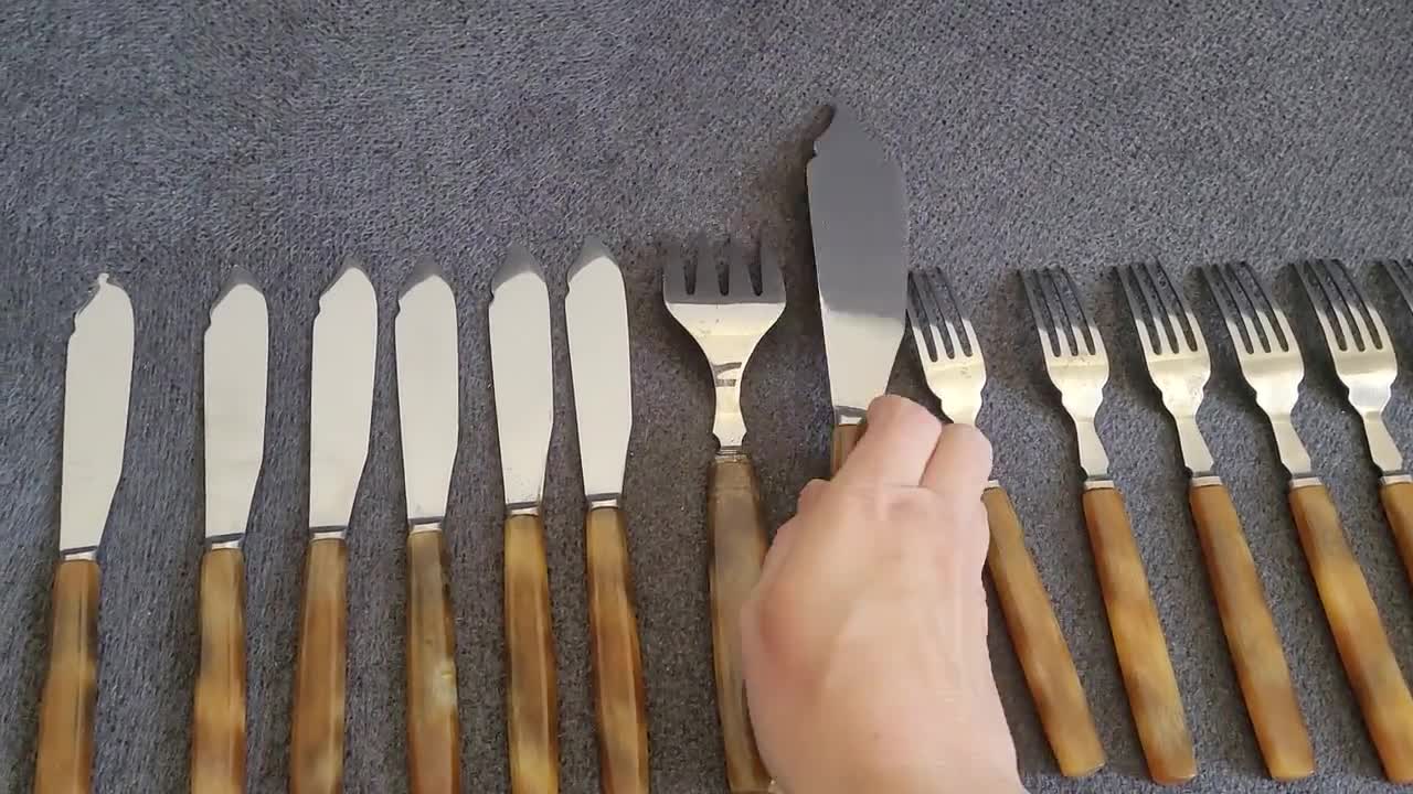 コーク＆サン（イギリス、シェフィールド）のヴィンテージ魚カトラリー